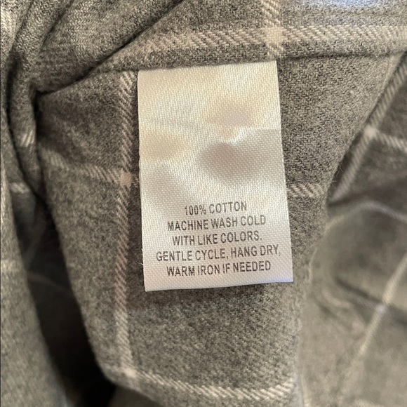 UNTUCKit Gray Checkered Shirt - Picture 3 of 6